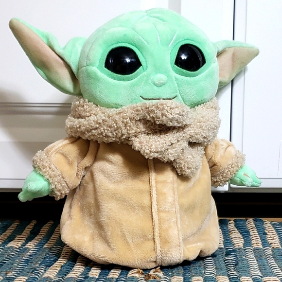 Star Wars Mandalorian Mattel Baby Yoda Plush Doll - Picture 1 of 6